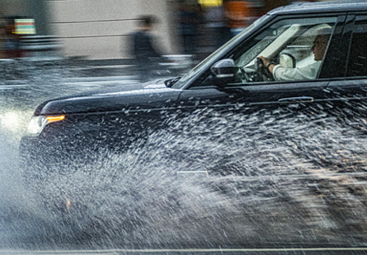 Ливни, гроза и град: МЧС предупредило о резком ухудшении погоды на Кубани