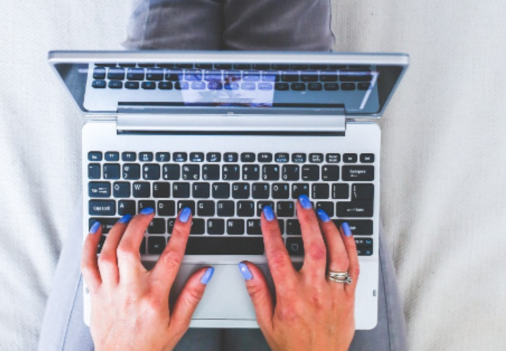 При работе с клавиатурой компьютера могут возникнуть патологии