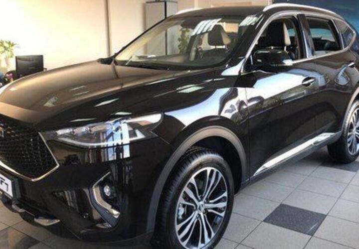 Прокуратура не дала властям Выселковского района Кубани купить дорогую иномарку для служебных целей