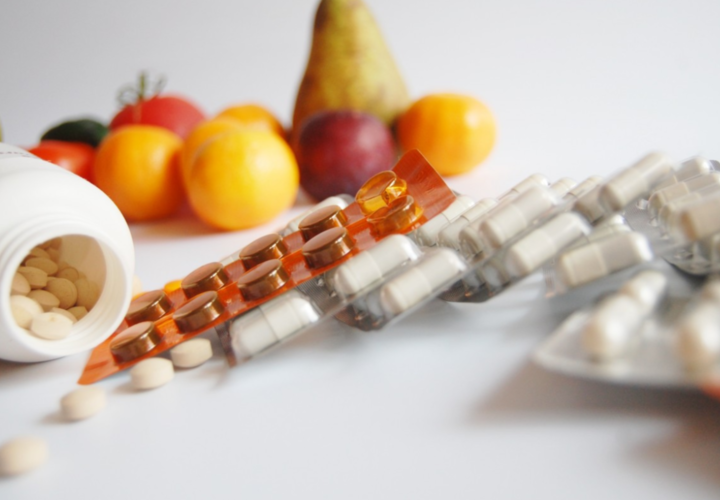 В России вырос спрос на противовирусные, маски и продукты «народной медицины»