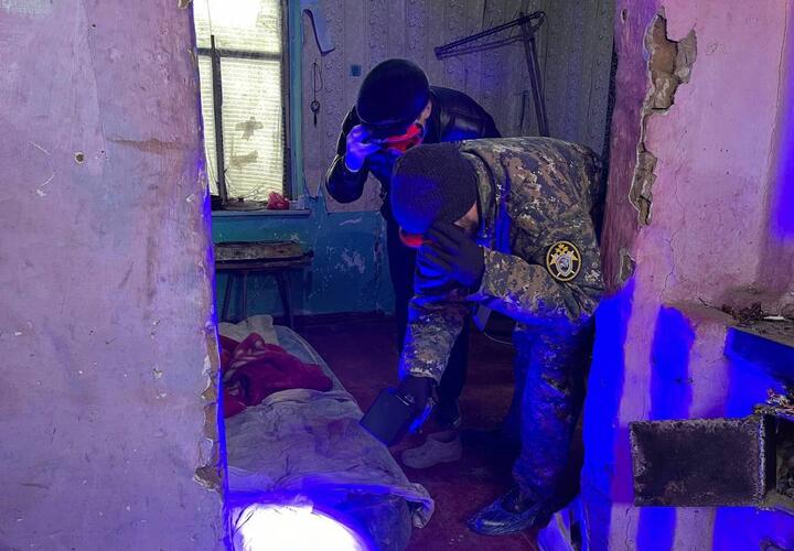 В Адыгее мужчины избили до смерти женщину и выбросили на улицу