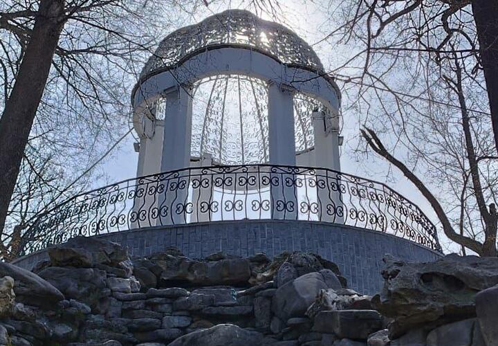 В Городском Саду Краснодара завершили реставрацию исторической ротонды