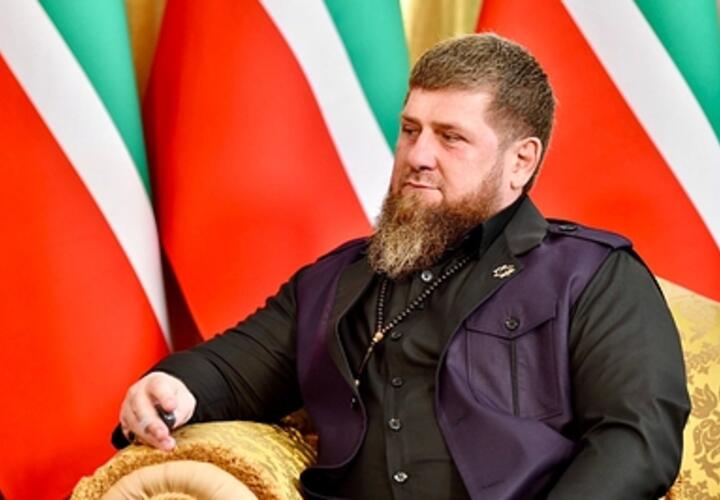 Глава Чечни призвал чиновников закрыть «магазинные долги» жителей