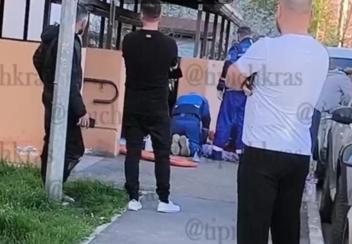 Девочка разбилась, выпав из окна 20 этажа в Краснодаре