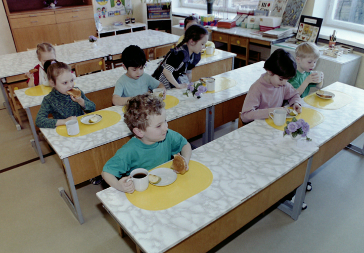 В Новороссийске у родителей детей до 14 лет требуют отметки о гражданстве ребенка