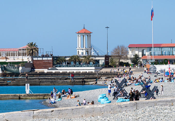 В Сочи защитить пляжи от штормов собираются с помощью новейшей технологии