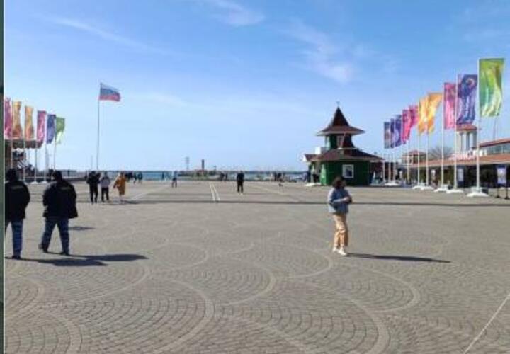 Жителям Сочи запретят посещение площади Южного мола