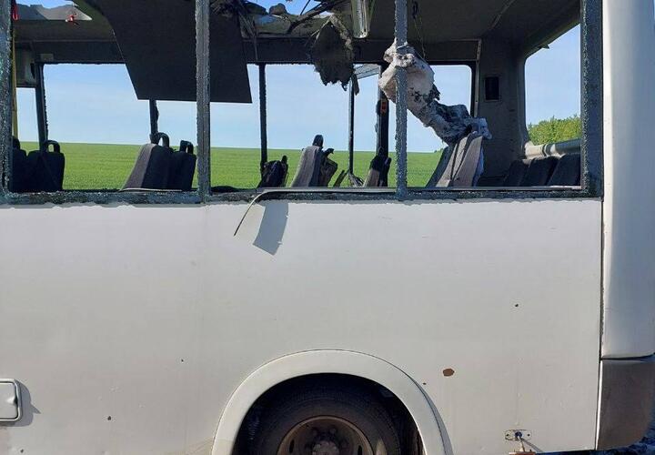 6 человек погибли, 35 пострадали в результате атаки дронов ВСУ на автобус и автомобиль в Белгородской области