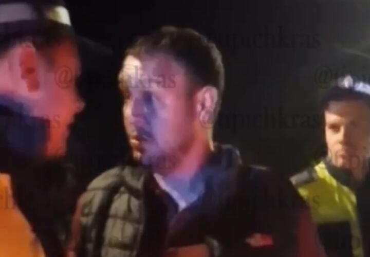 Группа родственников подралась с сотрудниками ДПС на Кубани