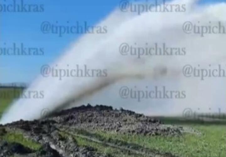 Из-за крупной аварии на водоводе в Армавире без воды остались жители как минимум шести микрорайонов