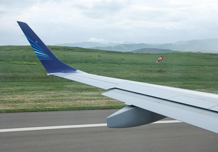 Летевшего в Сочи сахалинского полицейского задержали с самодельными патронами