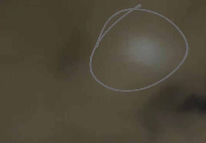 Неизвестный шумный летательный объект мигает в небе над Краснодаром