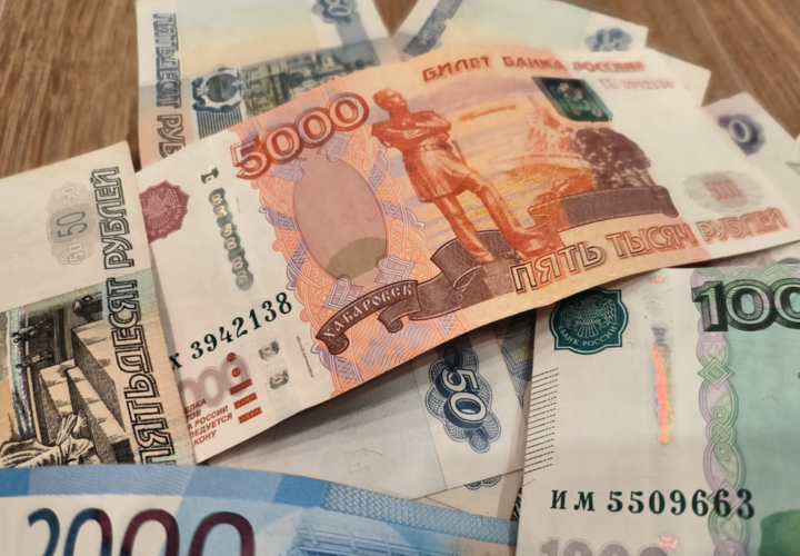 Когда и на сколько увеличат военные пенсии в России