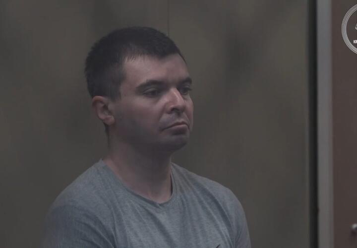 В Сочи извращенец надругался над внуками своей сожительницы