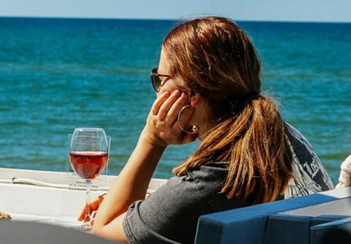 Россияне пакуют чемоданы к морю