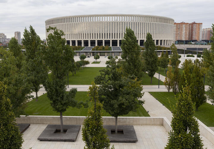 Безумная очередь собралась в парке Галицкого, какие сюрпризы ждут туристов на пляжах Краснодарского края: ТОП-5 за 24 июня