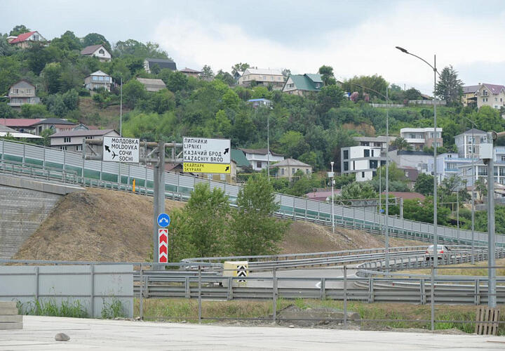 Разрешение на строительство трассы в обход Адлера дорожники пока не получили