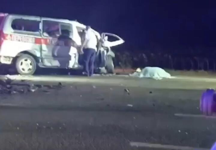 Два человека погибли в страшной аварии в Северском районе Кубани