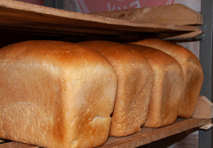 Это вредно: стало известно, почему горячий хлеб есть нельзя | Живая Кубань