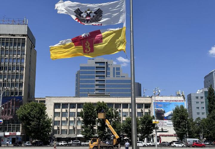 Чтобы снять испорченный стяг необходима техника