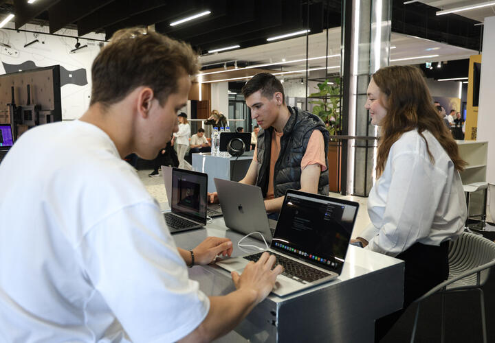 В российских банках произошёл массовый сбой