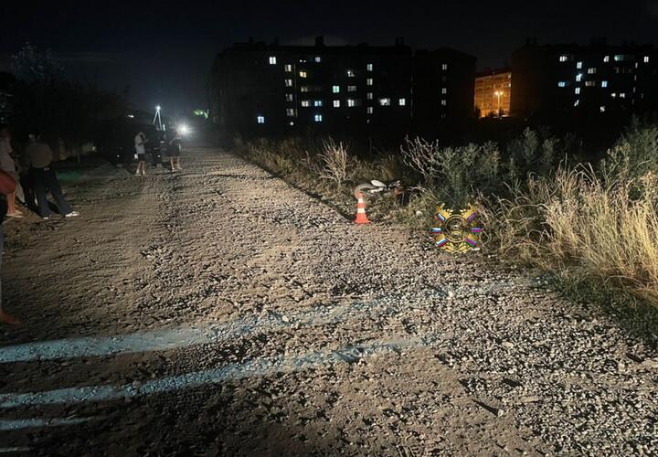 15-летний подросток сбил двух детей на спортивном мотоцикле