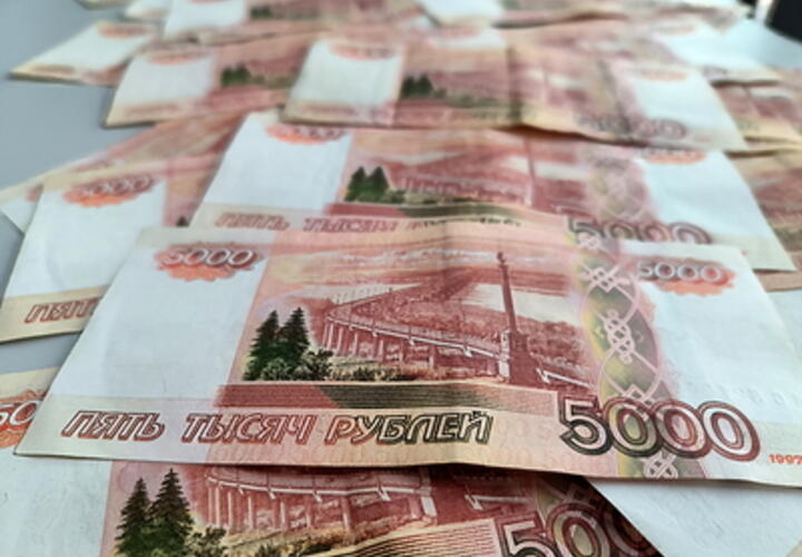 На чай-это непросто: эксперты выяснили, часто ли россияне оставляют чаевые