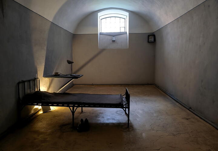 За беспорядок в доме мужчина убил своего гостя на Кубани