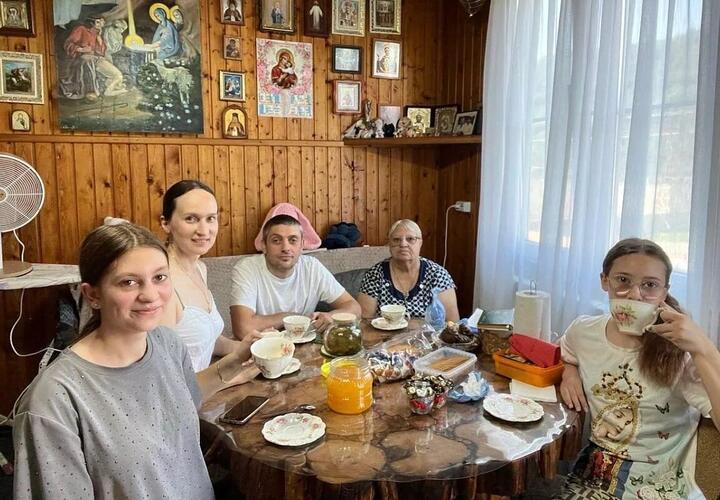 Депутат ЗСК Арменак Тозлян продолжает помогать военнослужащим СВО как на фронте, так и в тылу