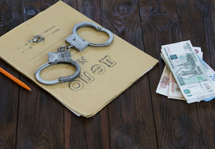 Директор УК в Новороссийске стала миллионершей за короткий срок