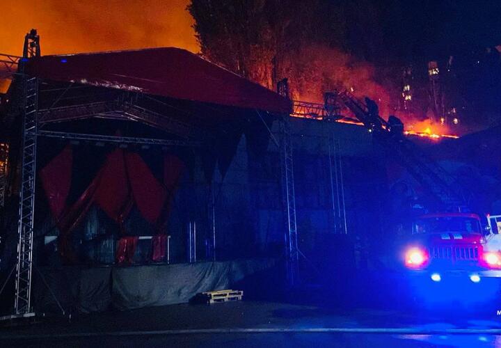 Крупный пожар случился в Краснодаре на улице Чехова