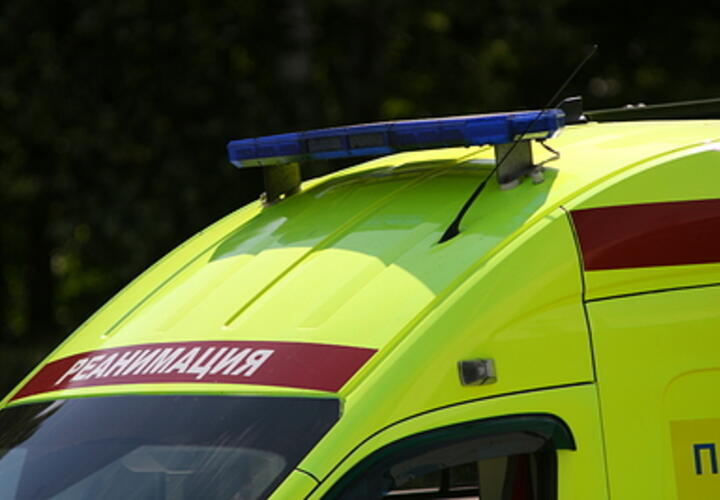 Сочинец погиб под колёсами иномарки в Адлере