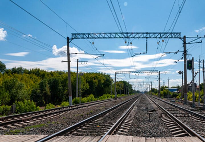 В Краснодаре поезд насмерть сбил мужчину средних лет