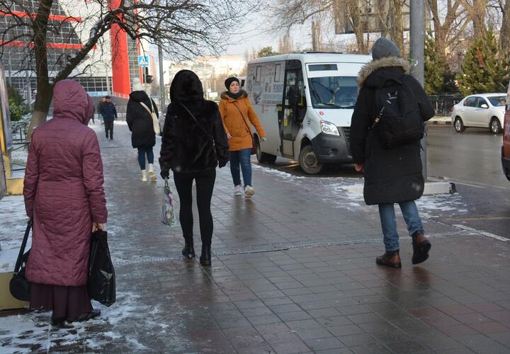 В Новороссийске водитель автобуса выбросил из салона детей из-за отсутствия у них наличных