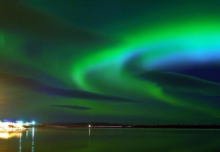 Магнитная буря началась на Земле: синоптики не ожидали, что она будет такой сильной