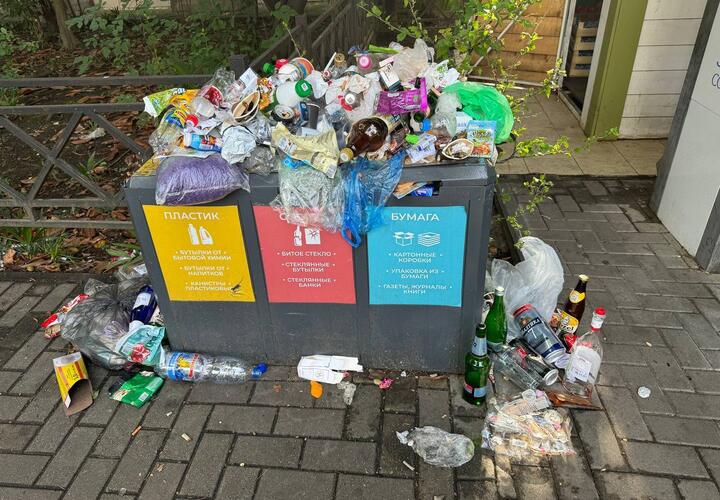 Терпение кончилось: власти Сочи расторгли контракт с компанией, отвечавшей за уборку улиц в центре города