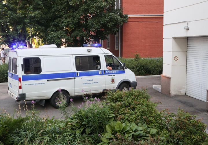 Залезли через разбитое окно и убили жильца дома: суд назначит наказание преступникам в Темрюкском районе Кубани