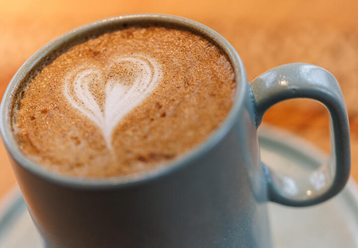 Хозяин кофейни, назвавший жителей Гидростроя нищебродами, решил продать свой бизнес в Краснодаре