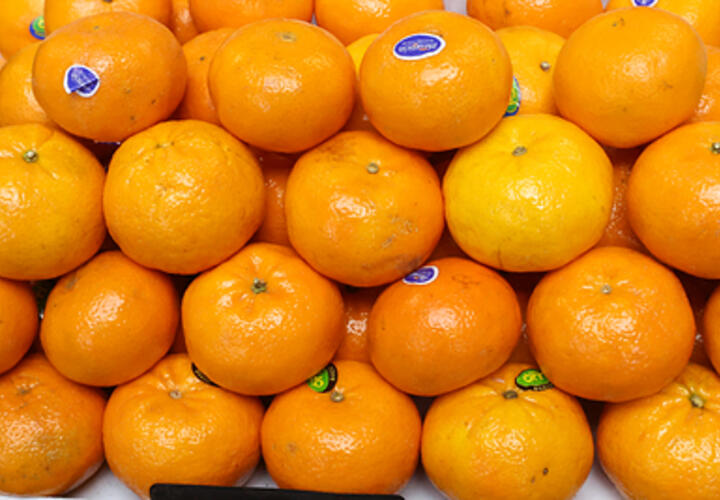Почему дорожают мандарины, рассказали эксперты
