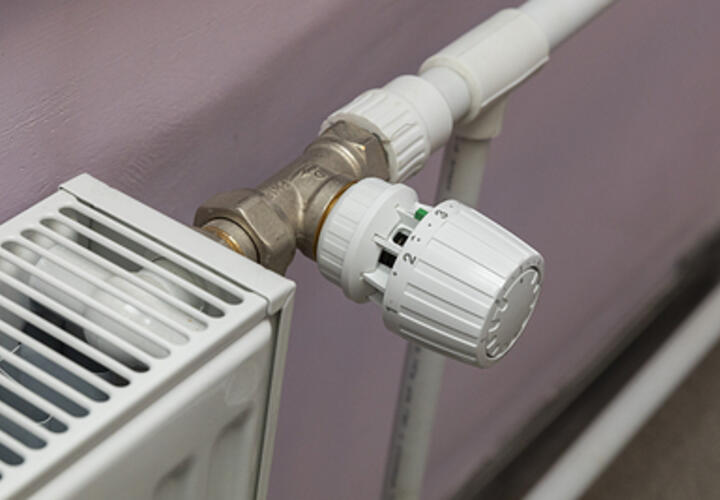 Люди жалуются на холод в квартирах