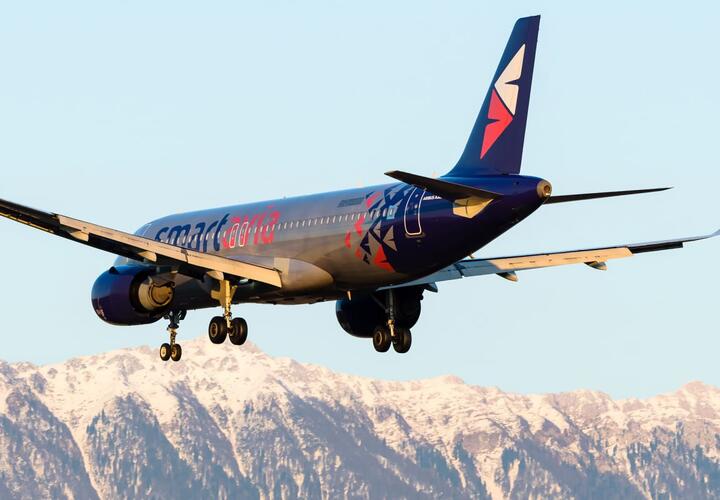 Аэропорт Сочи возобновил работу после 4-часового перерыва