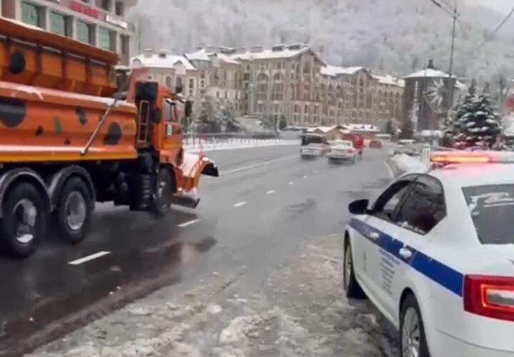 Гололёд и метель спровоцировали много ДТП: об опасной ситуации на дорогах предупредили в полиции Кубани