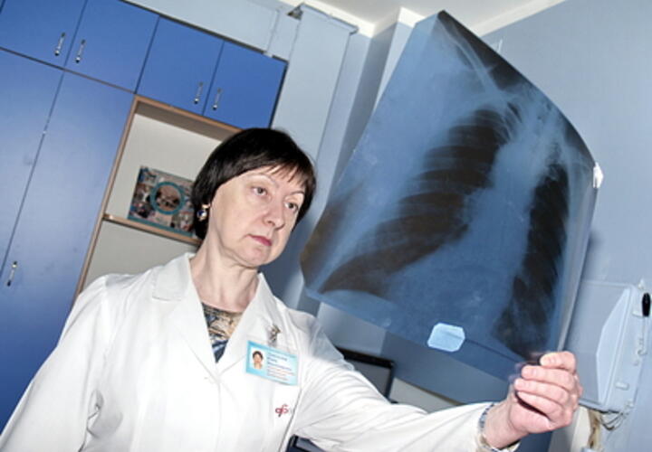 Кто чаще болеет короновирусом на Кубани, рассказали медики