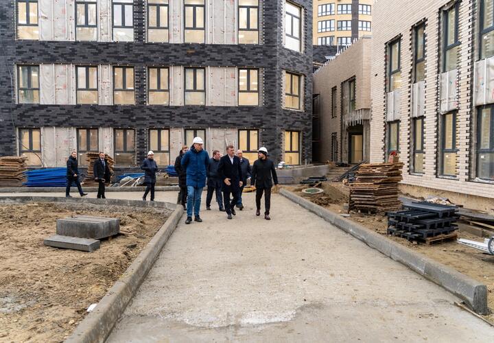 Мэр Краснодара Евгений Наумов посетил жилой район «Патрики»