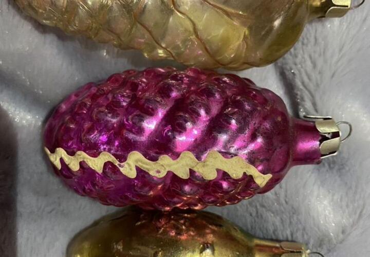 Набор советских ёлочных игрушек за миллион рублей продаёт житель Краснодара