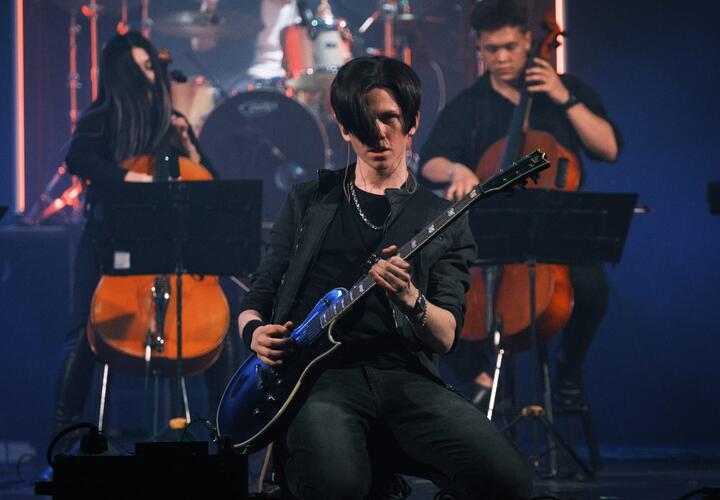 Новогоднее симфоническое шоу: мировые хиты в исполнении оркестра прогремят в Краснодаре 6+