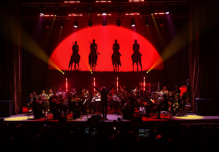 Зрители услышат мелодии из любимых фильмов и сериалов 