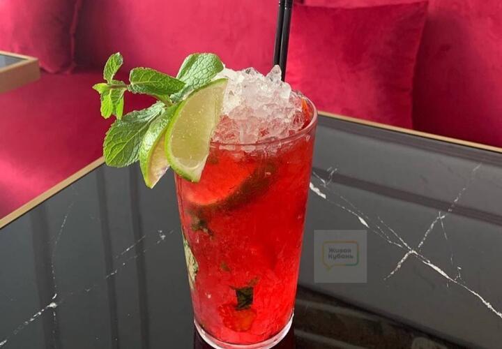 Почему алкоголь делает людей агрессивными, объяснили учёные