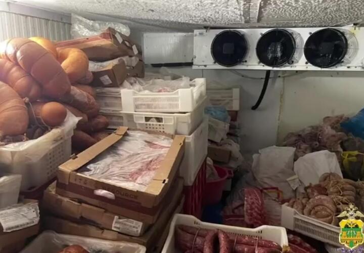 Полицейские изъяли 6 тонн мяса и 135 кг осетровой рыбы у кубанских предпринимателей