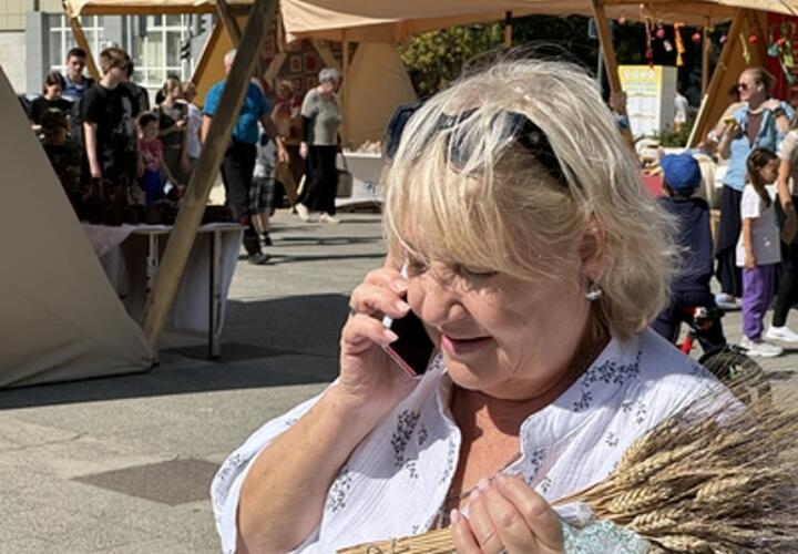 Российские власти обсуждают блокировку звонков через мессенджеры из-за границы